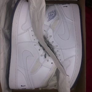 Men’s Air Jordan Mid size 10.5.White/White concord